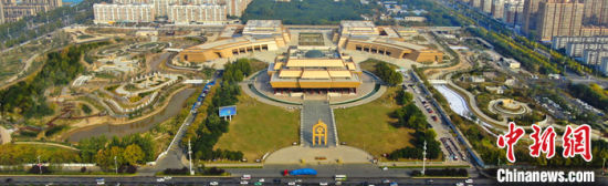 　图为11月4日，河南安阳，航拍中国文字博物馆。(无人机照片) 中新社发 中国文字博物馆 供图