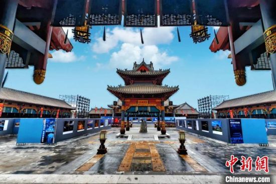 首届“殷商之源 大美商丘”中国古城主题摄影展现场。　王强 摄