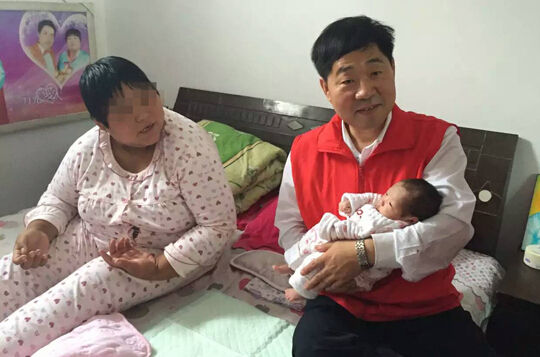 郑州一医院医治输卵管性不孕患者 助孕贫困家